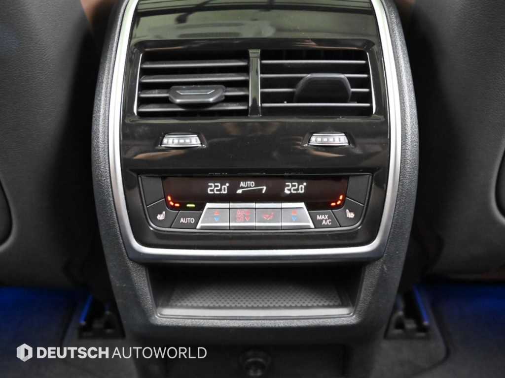 BMW X5 — photo 16