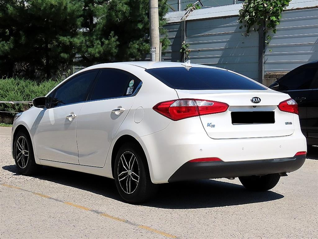 Kia K3 — photo 03