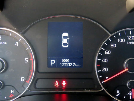 Kia K3 — photo 09