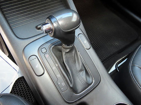 Kia K3 — photo 10