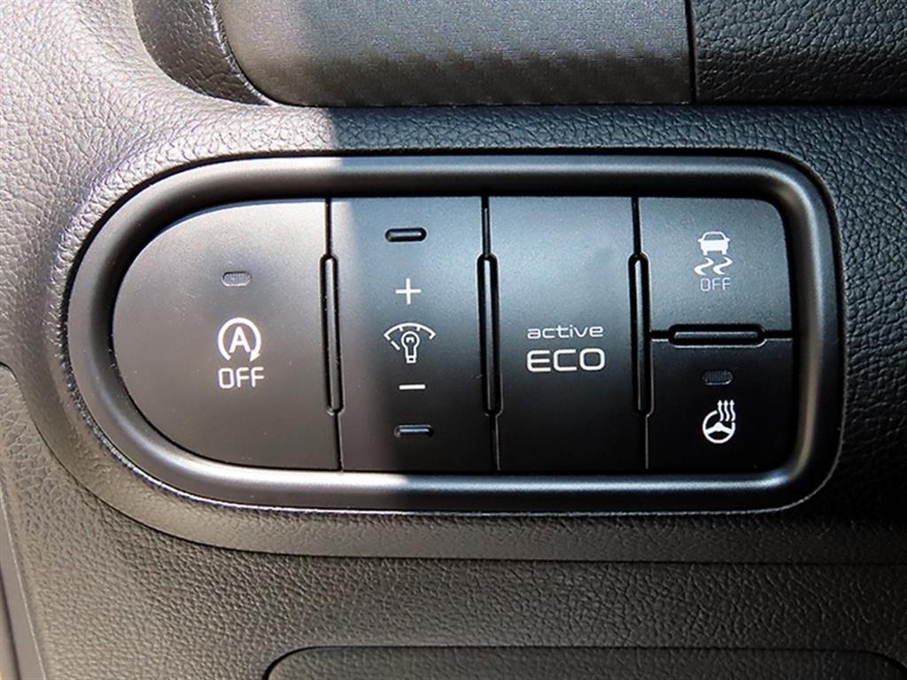 Kia K3 — photo 12