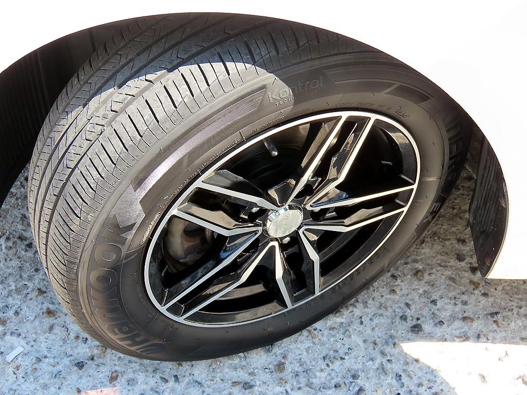 Kia K3 — photo 18