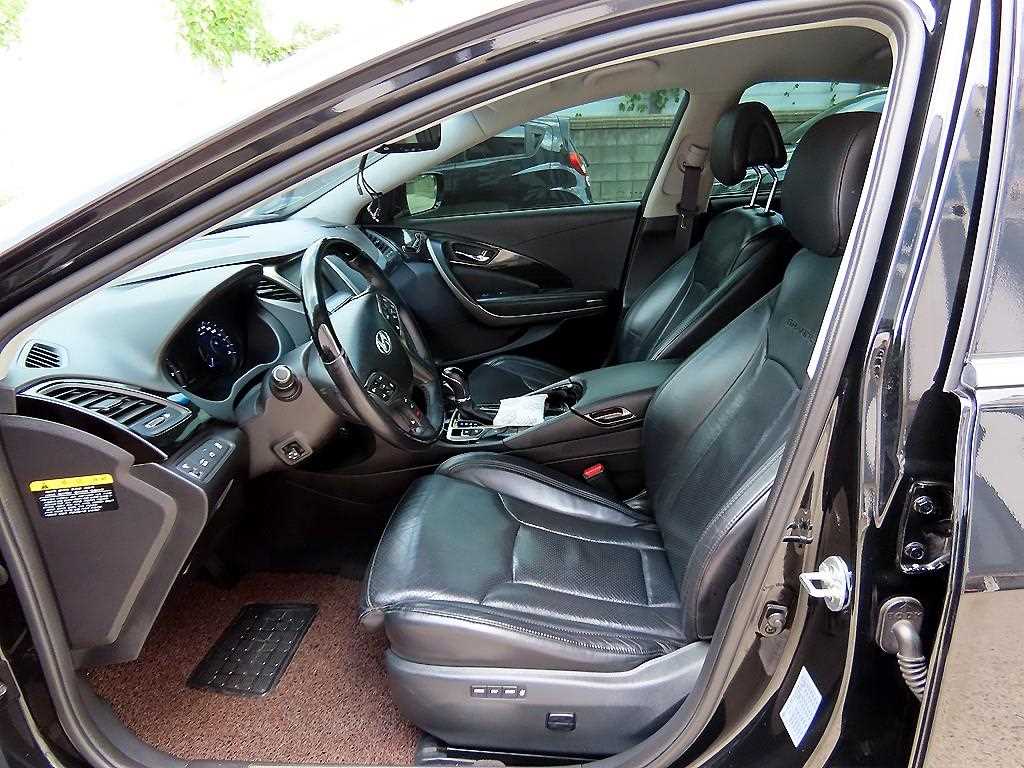 Hyundai Grandeur — photo 05