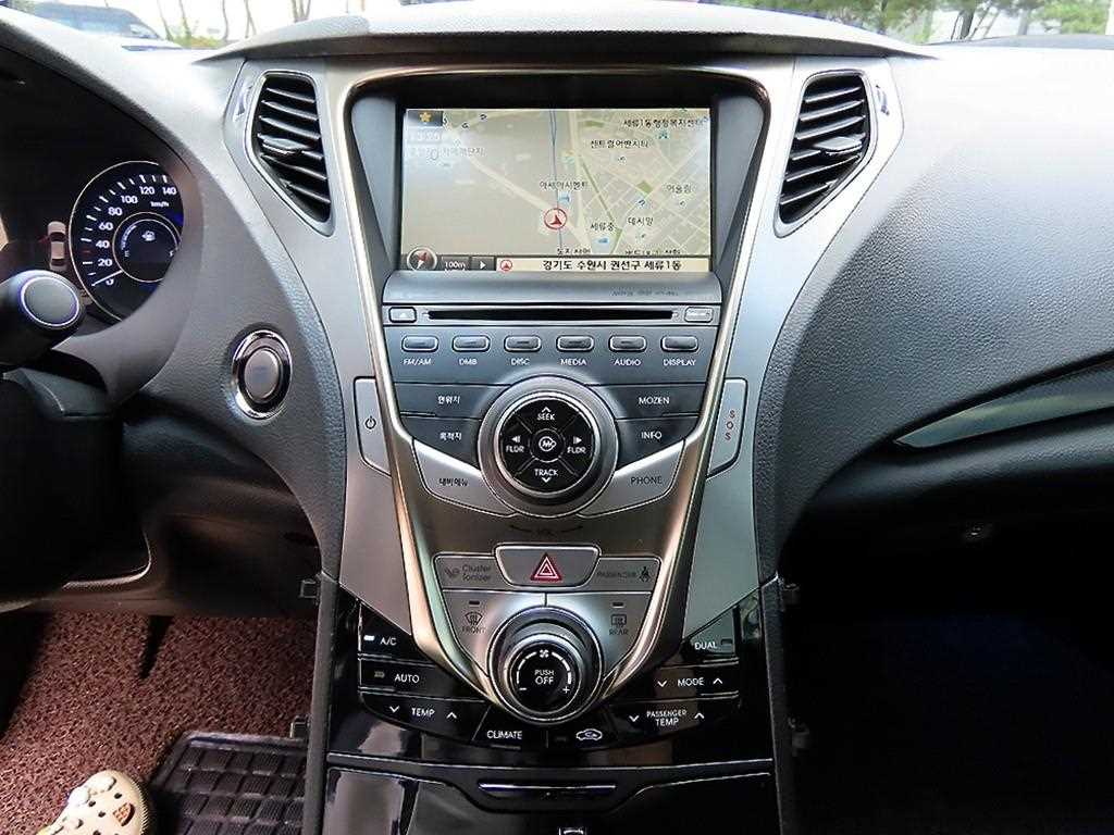 Hyundai Grandeur — photo 13