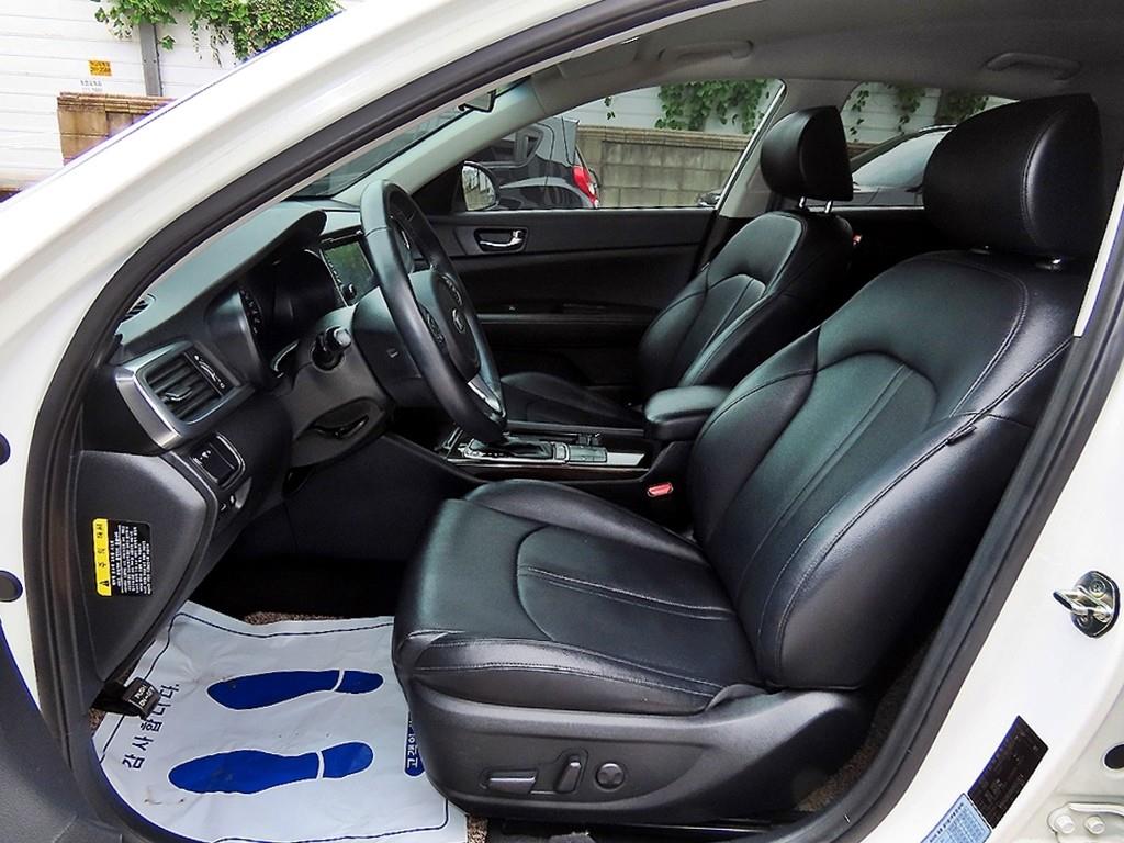 Kia K5 — photo 05