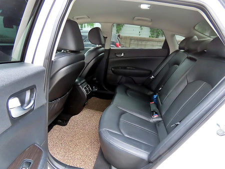 Kia K5 — photo 06