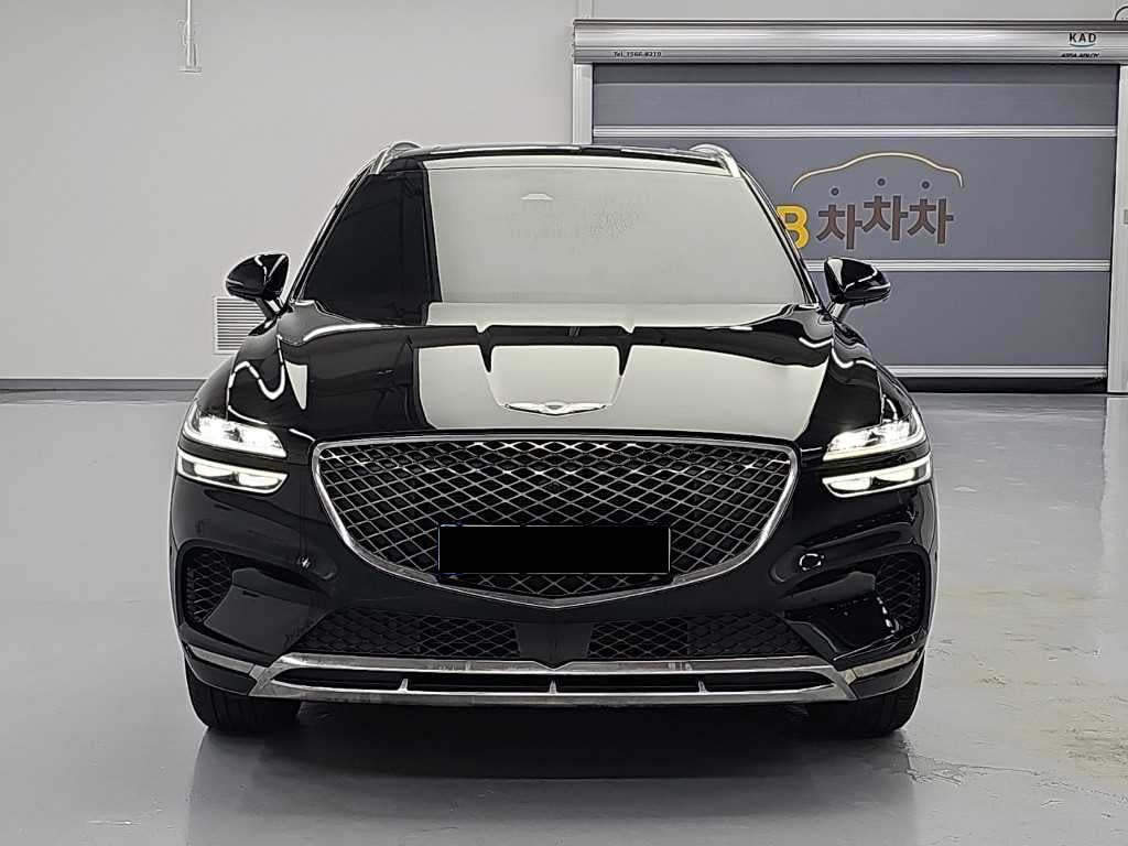 Genesis GV70 — photo 02