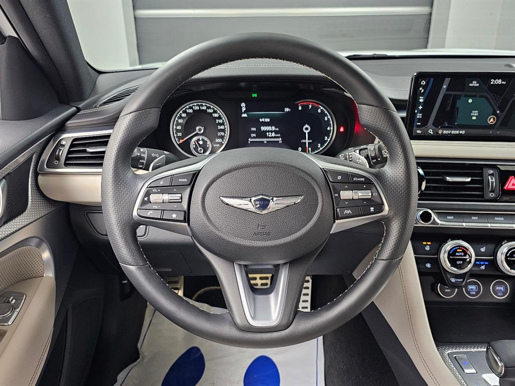 Genesis G70 — photo 13