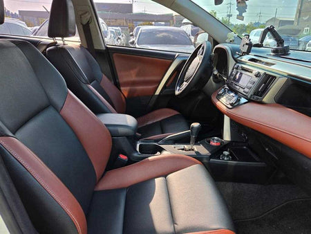 Toyota RAV4 — photo 05