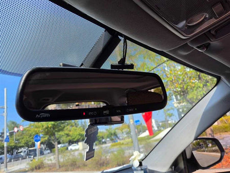 Toyota RAV4 — photo 13