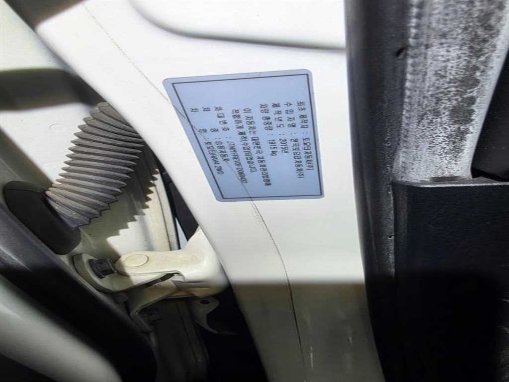 Toyota RAV4 — photo 17