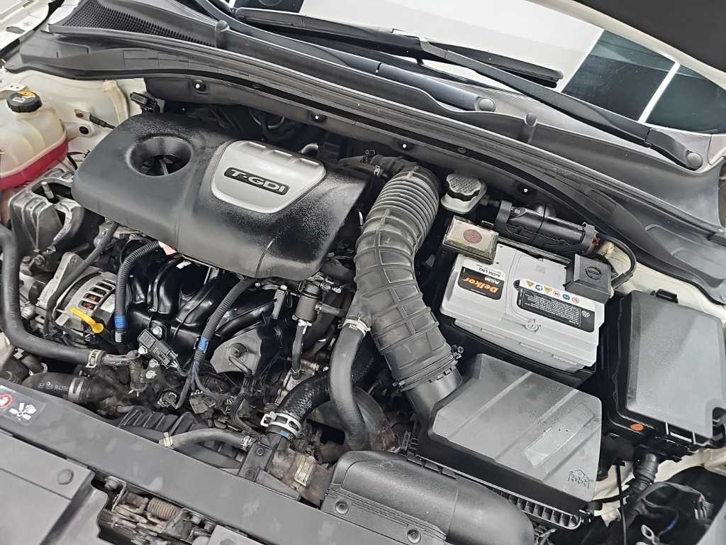 Hyundai i30 — photo 05