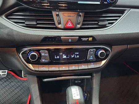 Hyundai i30 — photo 10