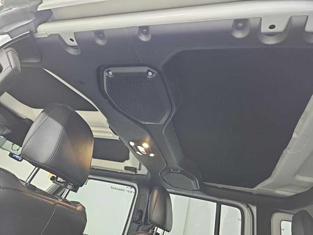 Jeep Wrangler — photo 13