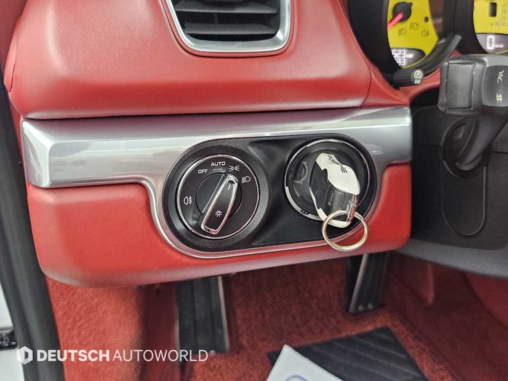 Porsche Boxster — photo 12