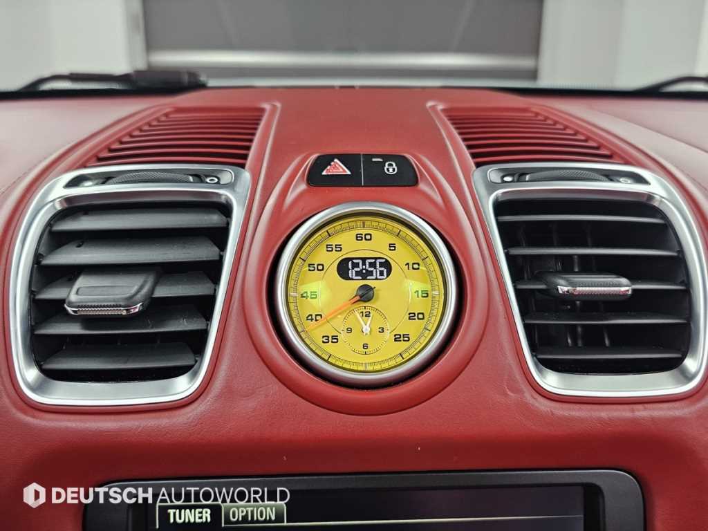 Porsche Boxster — photo 16