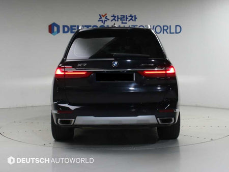 BMW X7 — photo 04