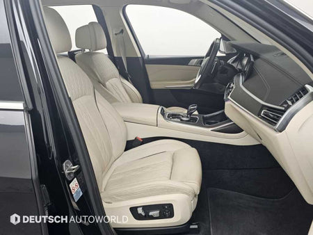 BMW X7 — photo 10