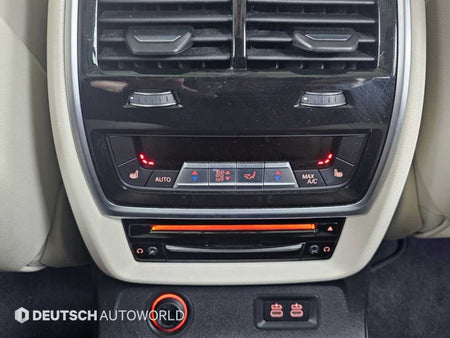 BMW X7 — photo 16