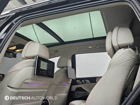 BMW X7 — photo 18