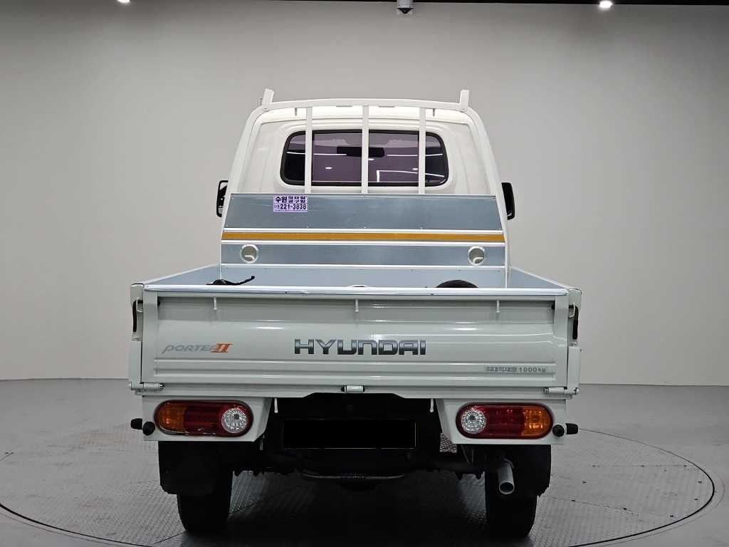Hyundai Porter II — photo 03