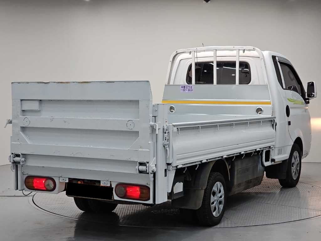 Hyundai Porter II — photo 04