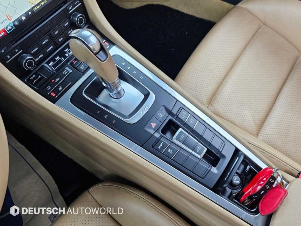 Porsche 718 — photo 11