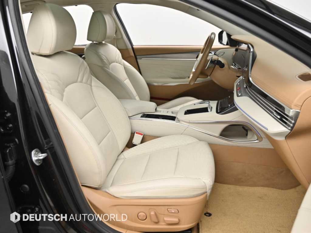 Hyundai Grandeur — photo 09