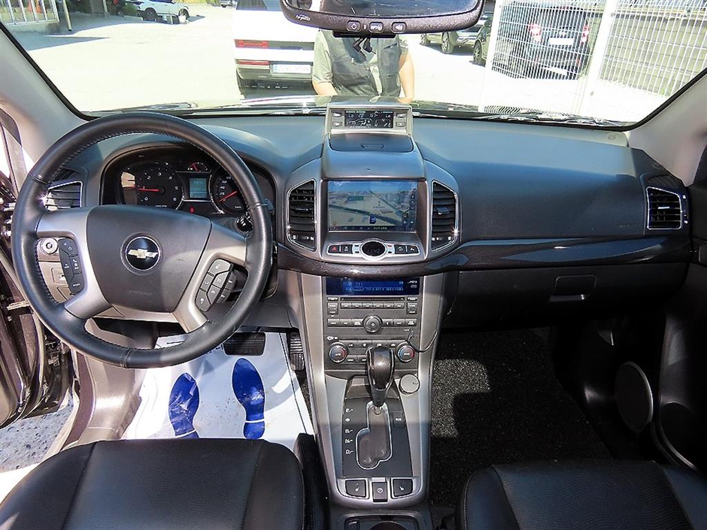 CHEVROLET Captiva — photo 07