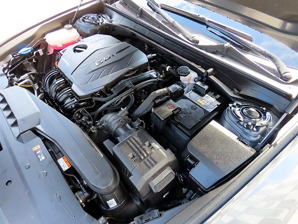 Hyundai Grandeur — photo 19