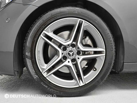 Mercedes-Benz E-Class — photo 05