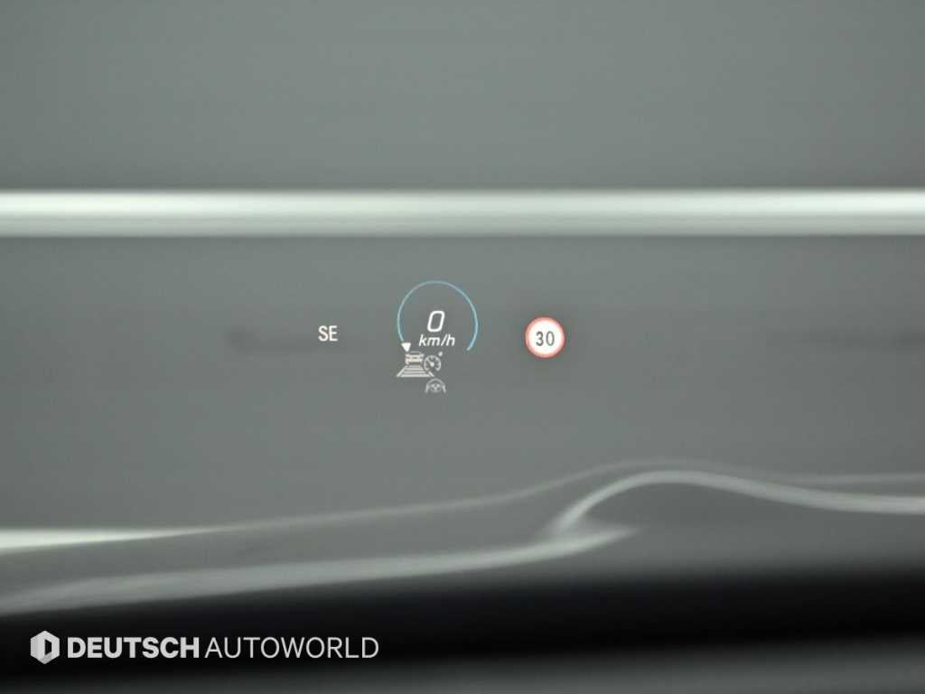 Mercedes-Benz E-Class — photo 17