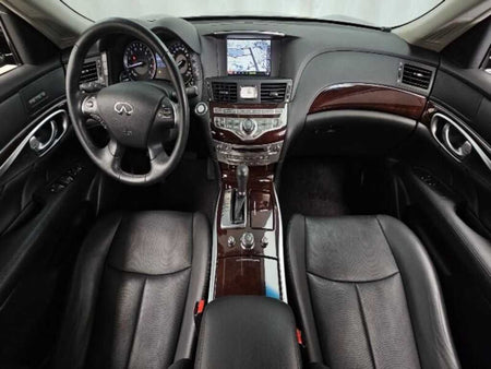 Infiniti Q70 — photo 07