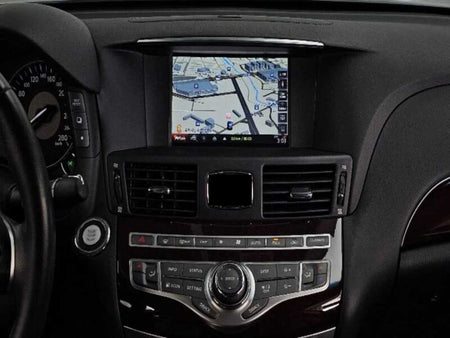 Infiniti Q70 — photo 14