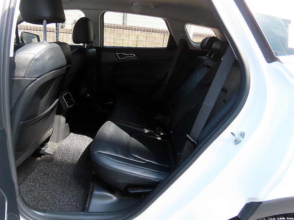 Kia Sportage — photo 06