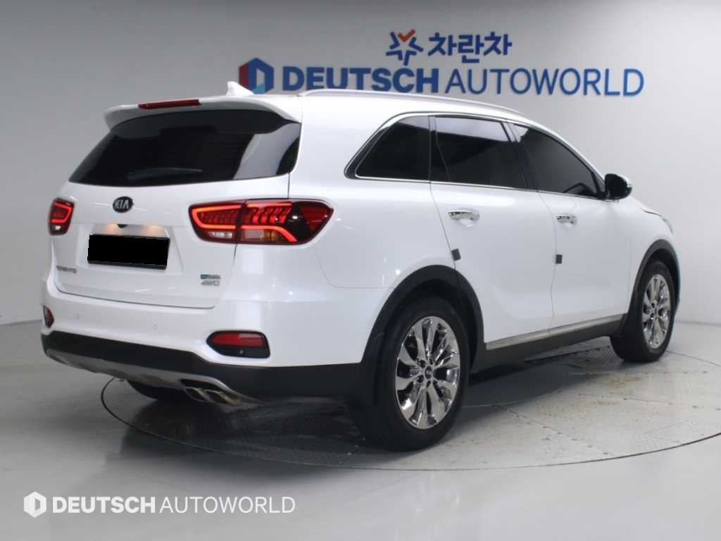 Kia Sorento — photo 02