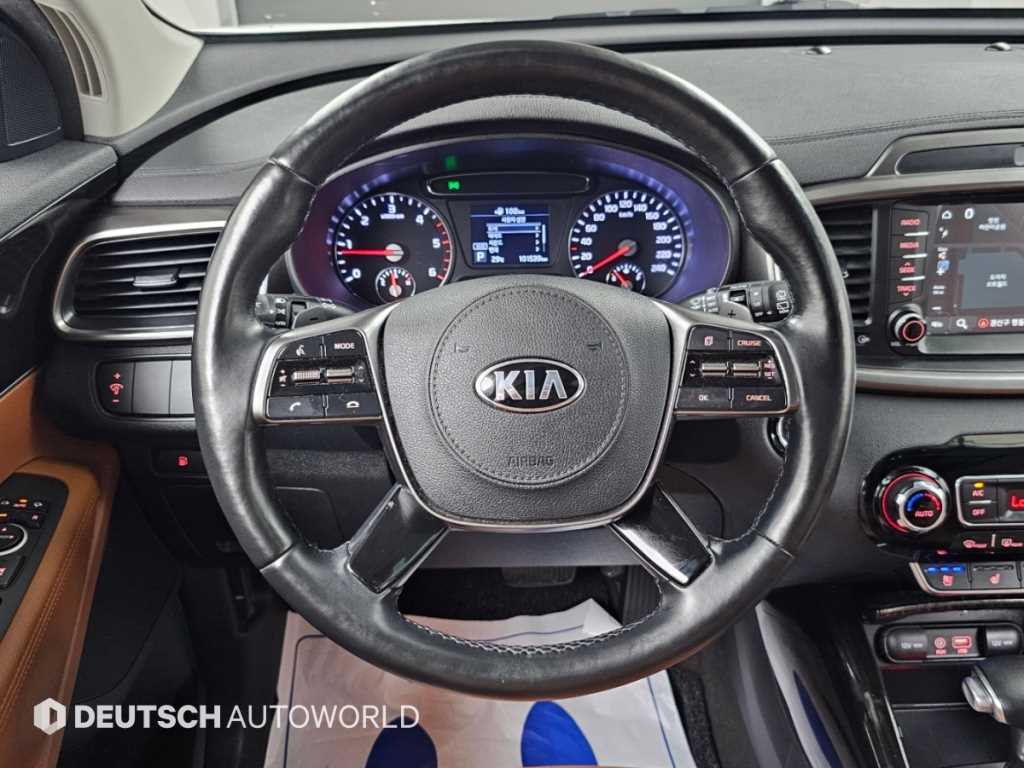 Kia Sorento — photo 13