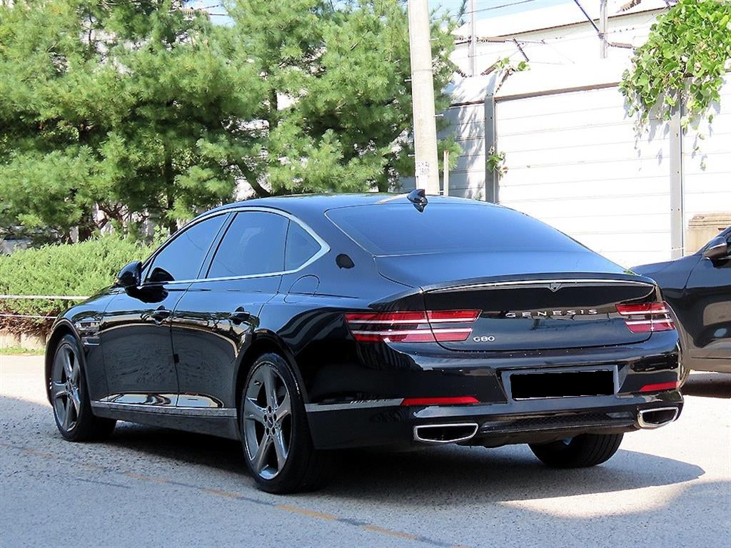 Genesis G80 — photo 03