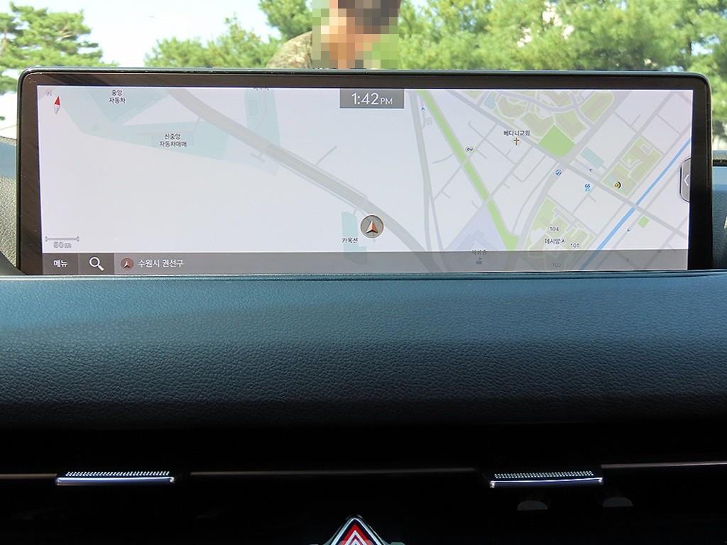 Genesis G80 — photo 14