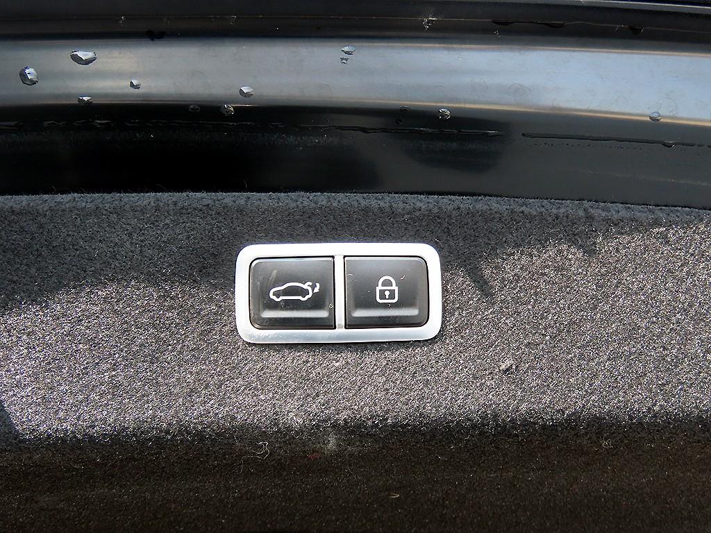 Genesis G80 — photo 16