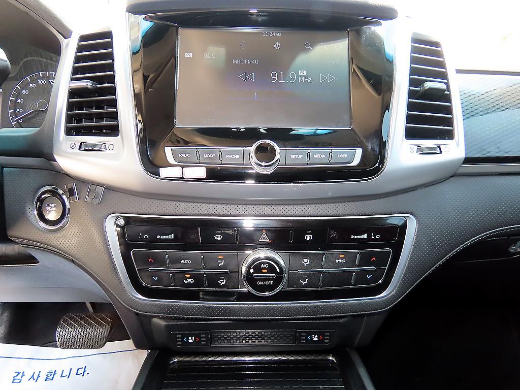 KGM Rexton — photo 13
