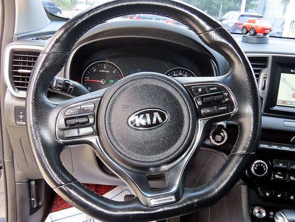 Kia Sportage — photo 08