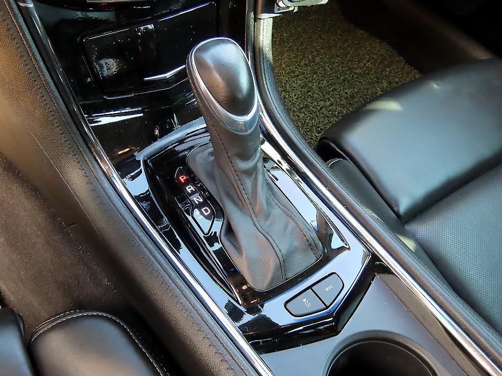 Cadillac ATS — photo 11