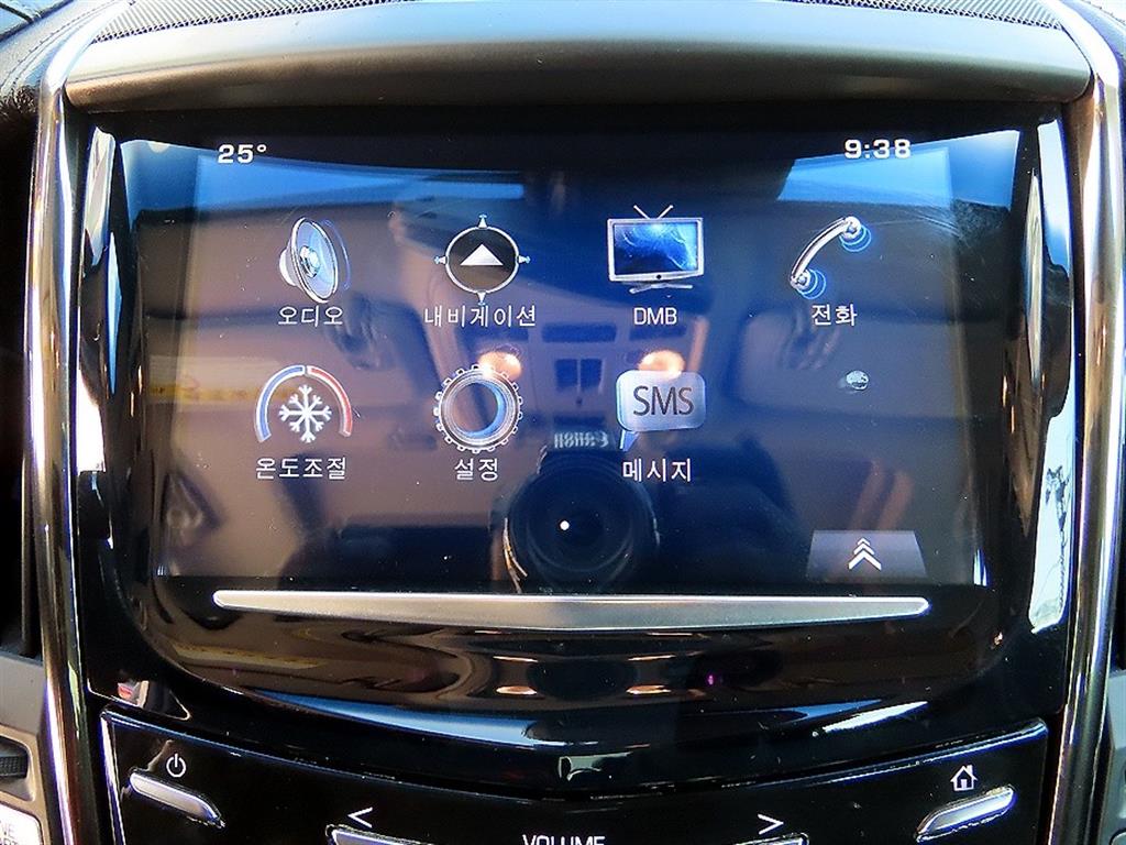 Cadillac ATS — photo 16