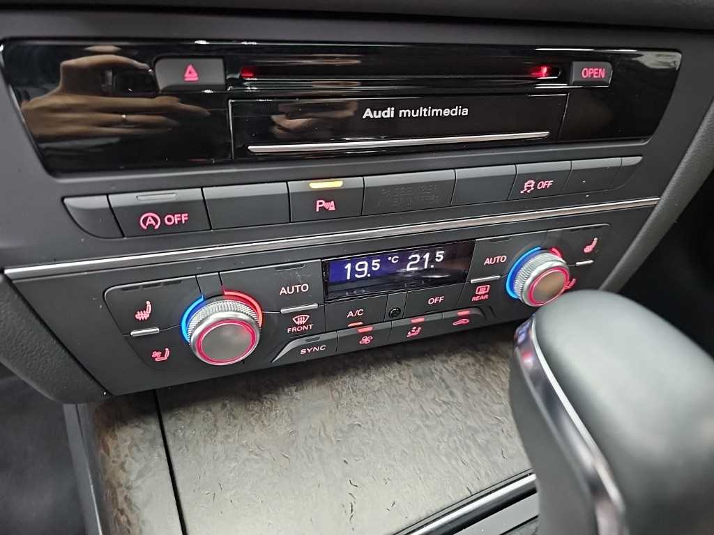 Audi A6 — photo 10