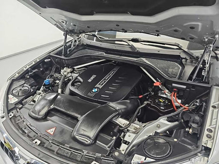 BMW X5 — photo 05