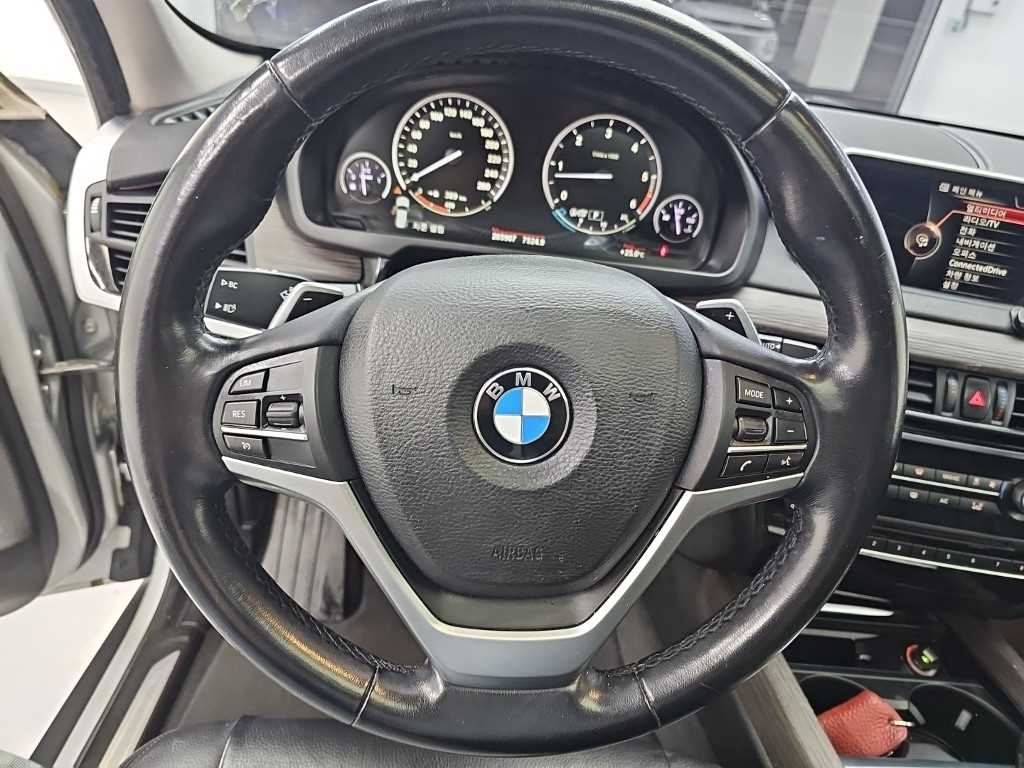 BMW X5 — photo 09