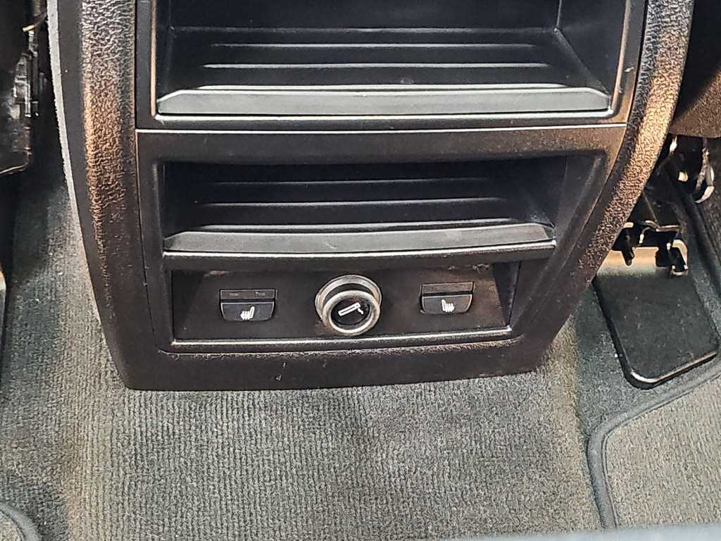 BMW X5 — photo 13