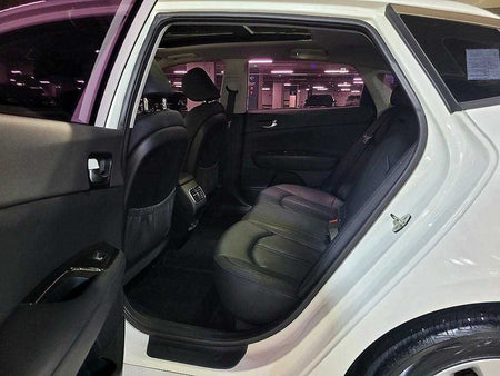 Kia K5 — photo 08