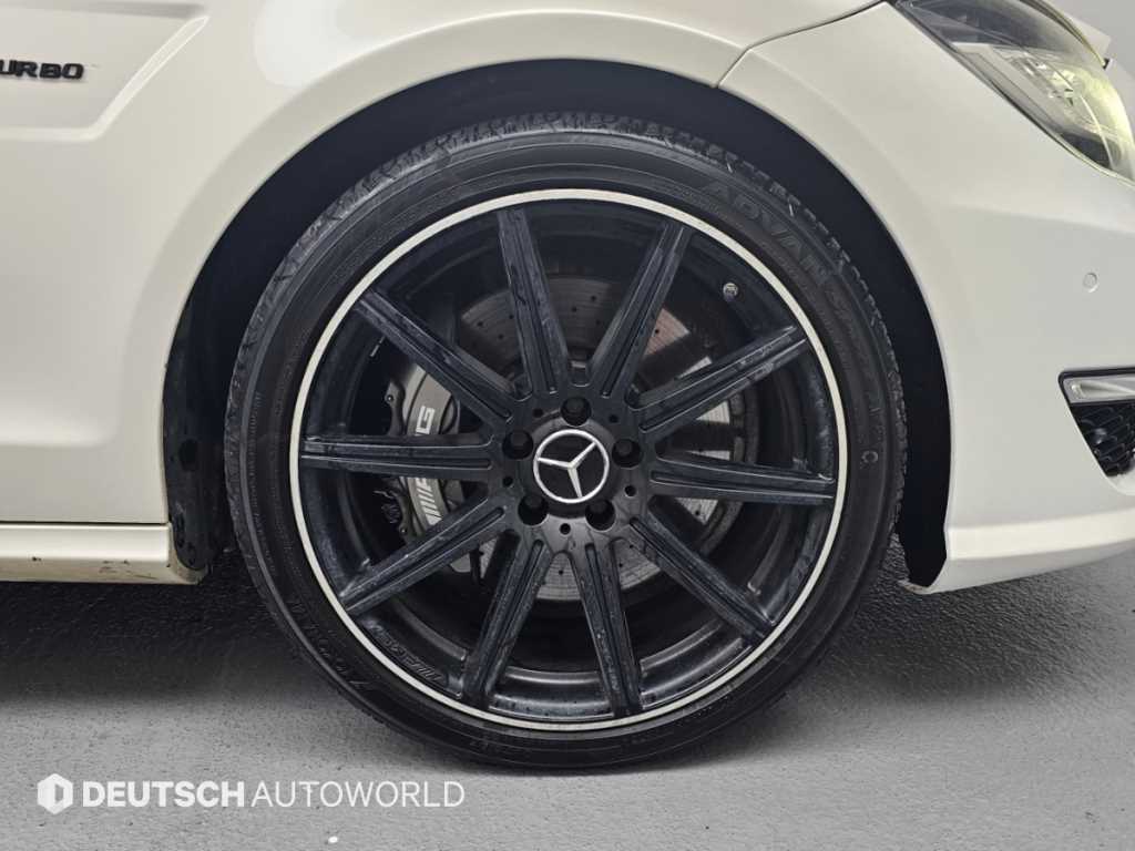 Mercedes-Benz CLS-Class — photo 05